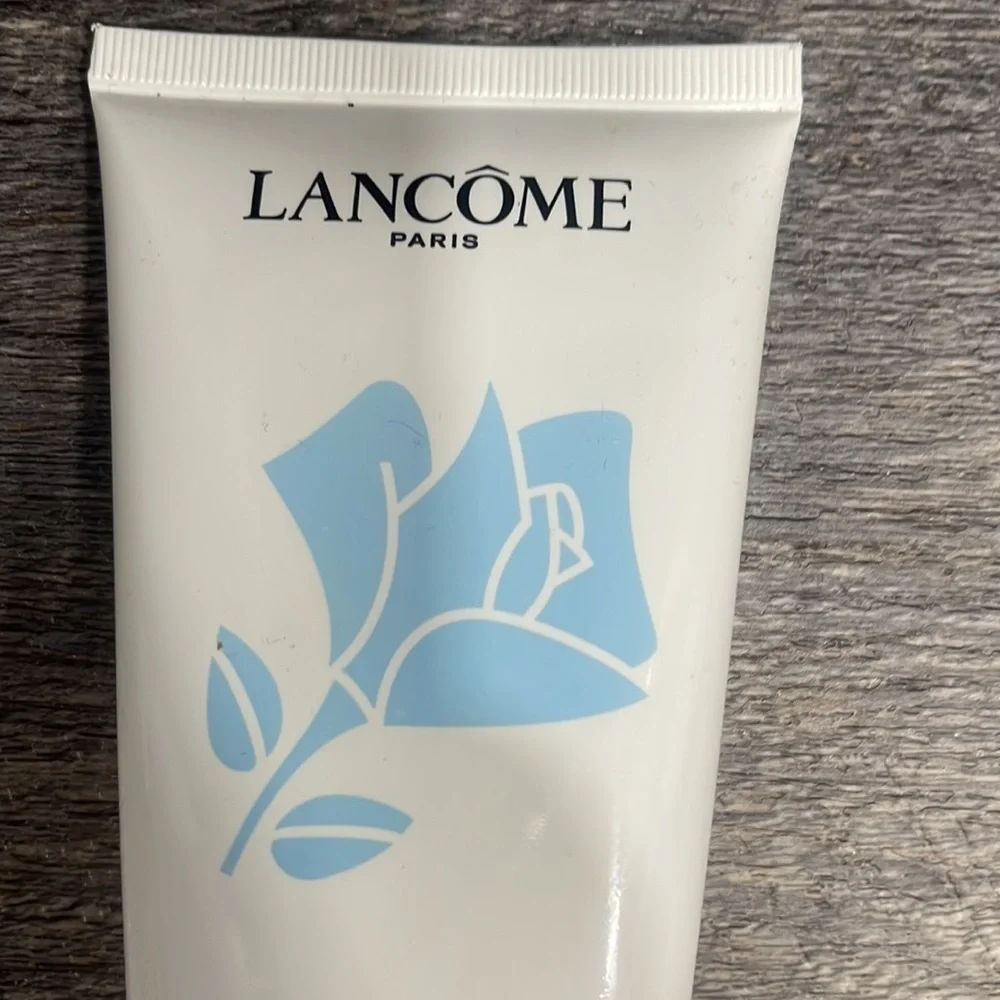 Lancome crème radiance creamy foam face cleanser